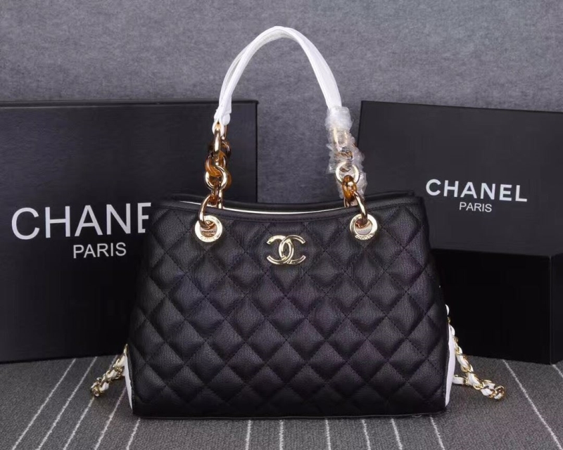Ch**el shopping bags